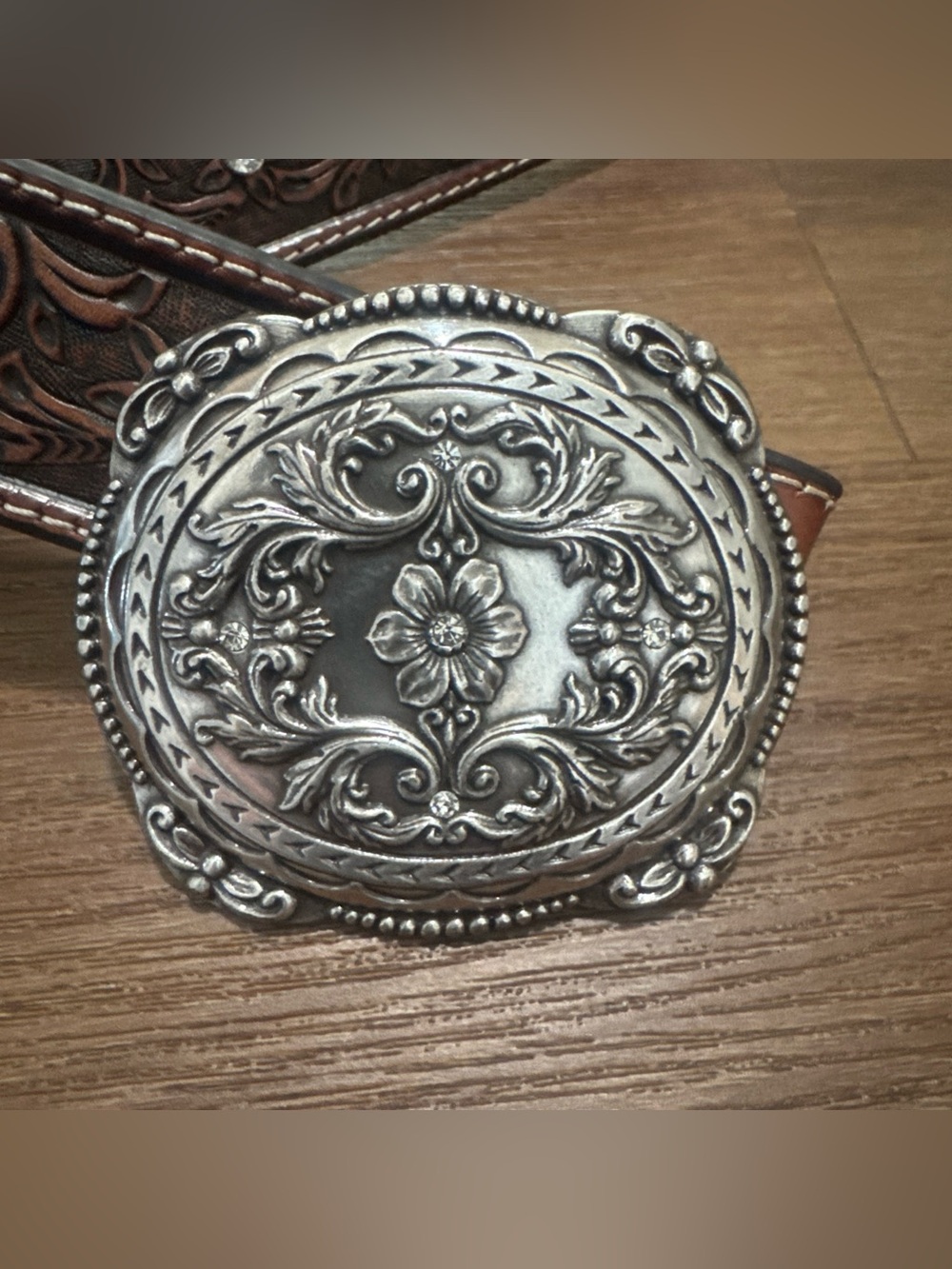 Nocona Blazin Roxy Rhinestone Floral Belt Buckle Size Medium